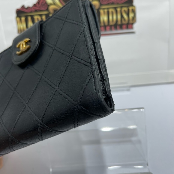 Chanel Quilted double flap wallet  in black lambskin leather. - Picture 3 of 16